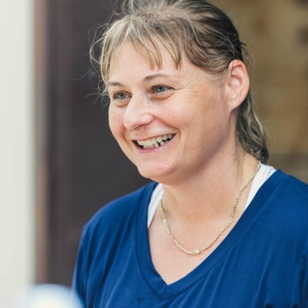 Meet your Posher, Connie